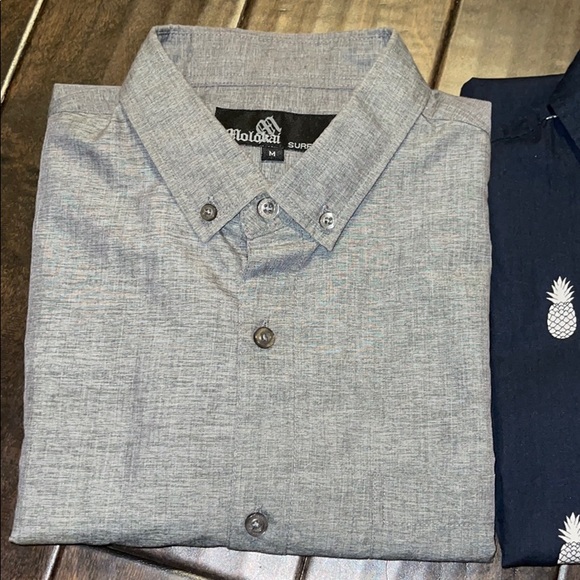 Bundle: Molokai Surf Co. Collared Shirts - Picture 3 of 9